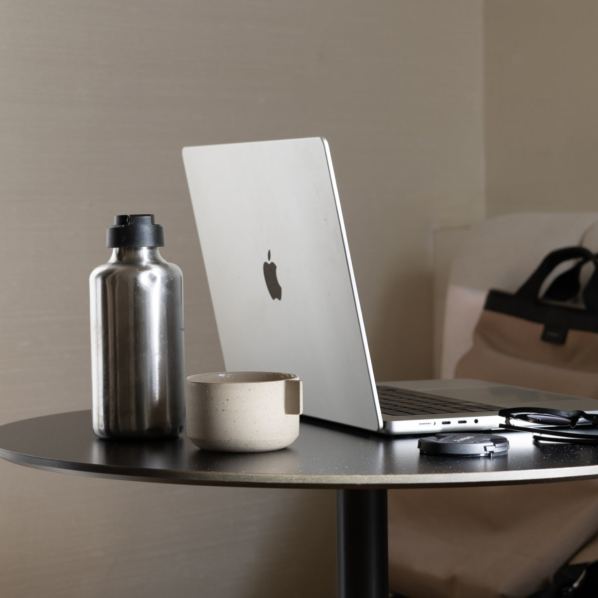 Set of two studio cups 001