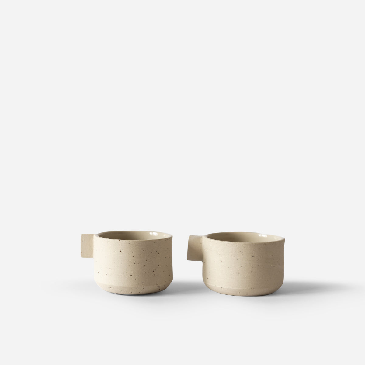 Set of two studio cups 001